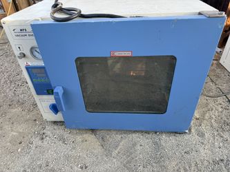 HFS Vacuum Oven