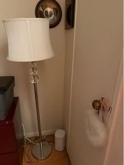 Floor lamp