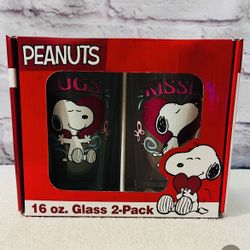 2021 Peanuts Snoopy 16oz Drinking Glasses Hugs Kisses Hearts 2 Pack