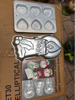 Wilton Holiday baking pans
