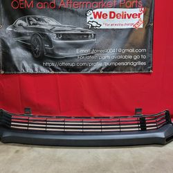 2017 - 2019 Toyota Highlander Front Lower Valance OEM 