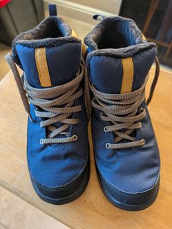 Snow/hiking boots