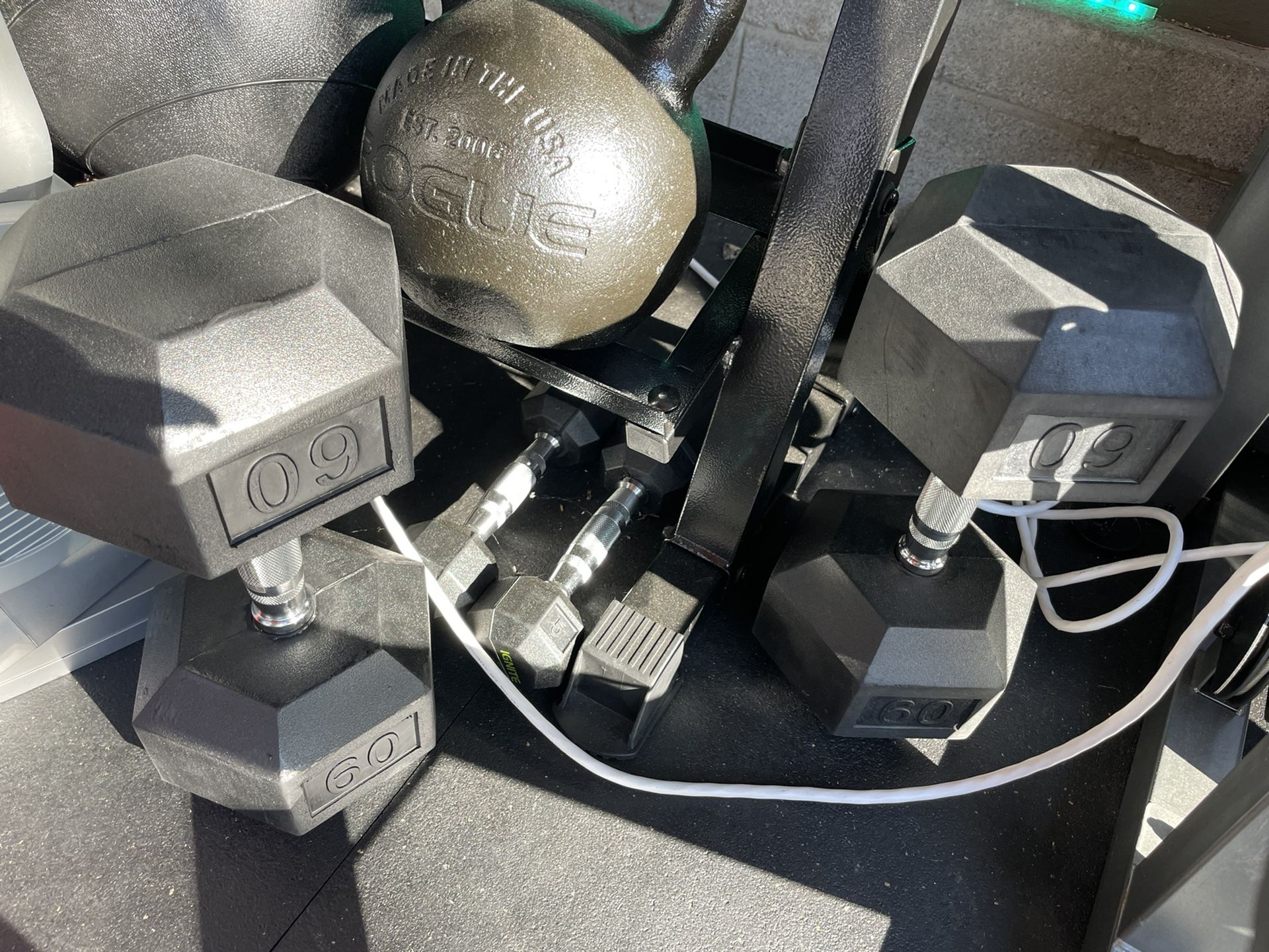 Hey dumbbells weider 60 lb, brand new