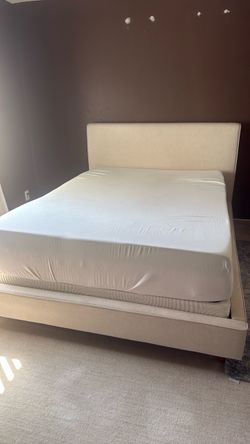 Queen Bed Linen color from Living Spaces