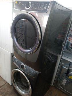 Electrolux gray stackable front load washer and dryer set - Free delivery