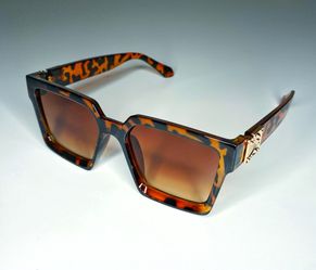 Leopard Sunglasses- Fast Shipping Available (Tampa)