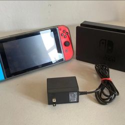 Nintendo Switch 
