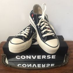 NWOT Converse Embroidered Sneakers 🌷