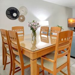 Dinning set - 6 Chairs