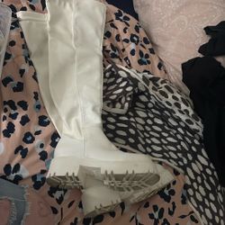 Over The Knee Dream Pair Boot 