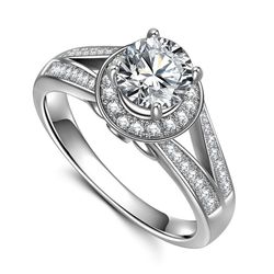 Gorgeous Round Cut Engagement Ring Size 9