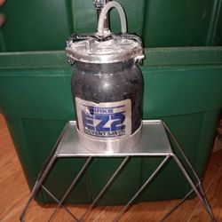 Blinks Spray Paint Can