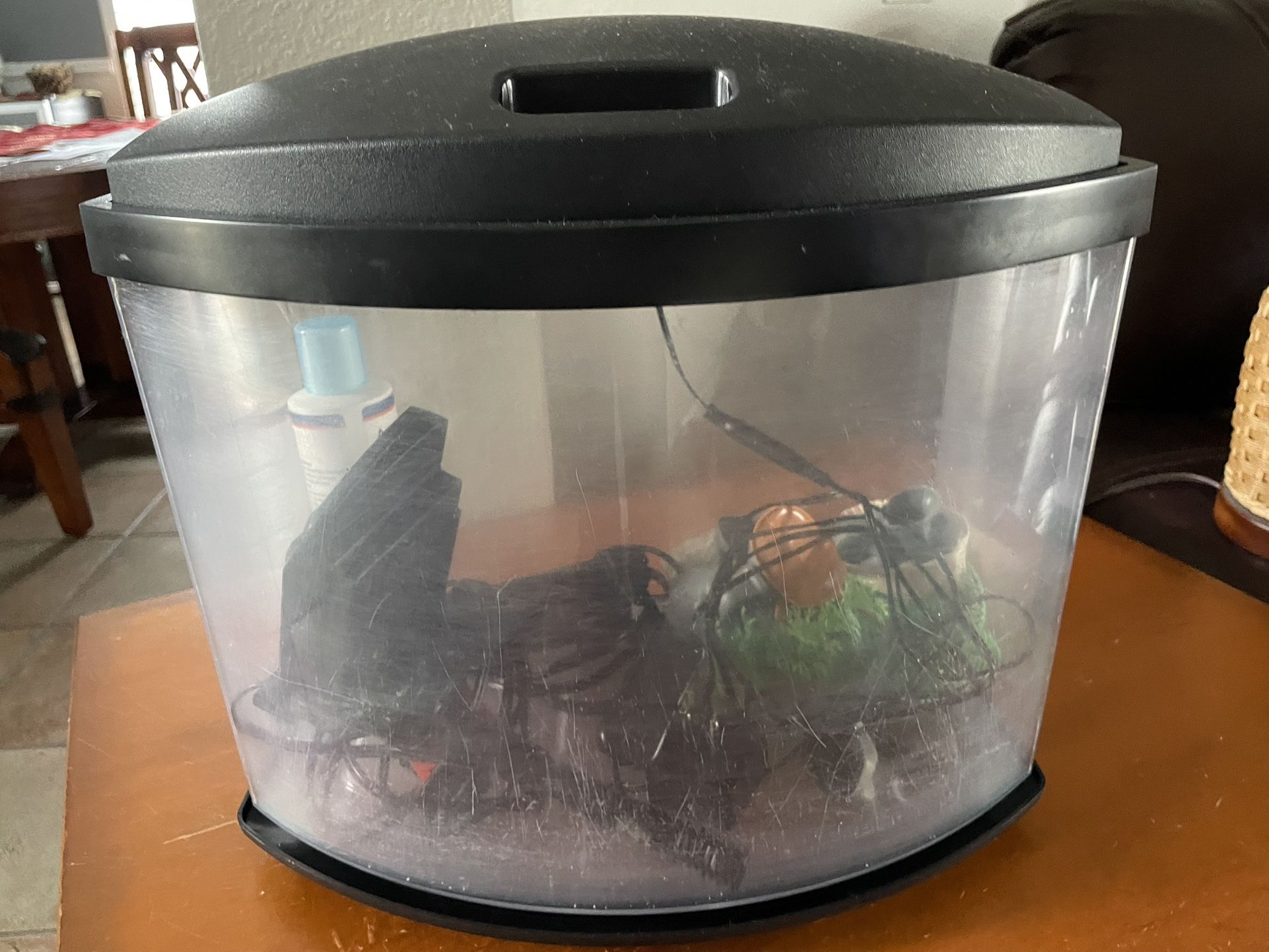 Aqueon LED Small Fish Tank Black