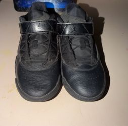Boys shoes size 13C
