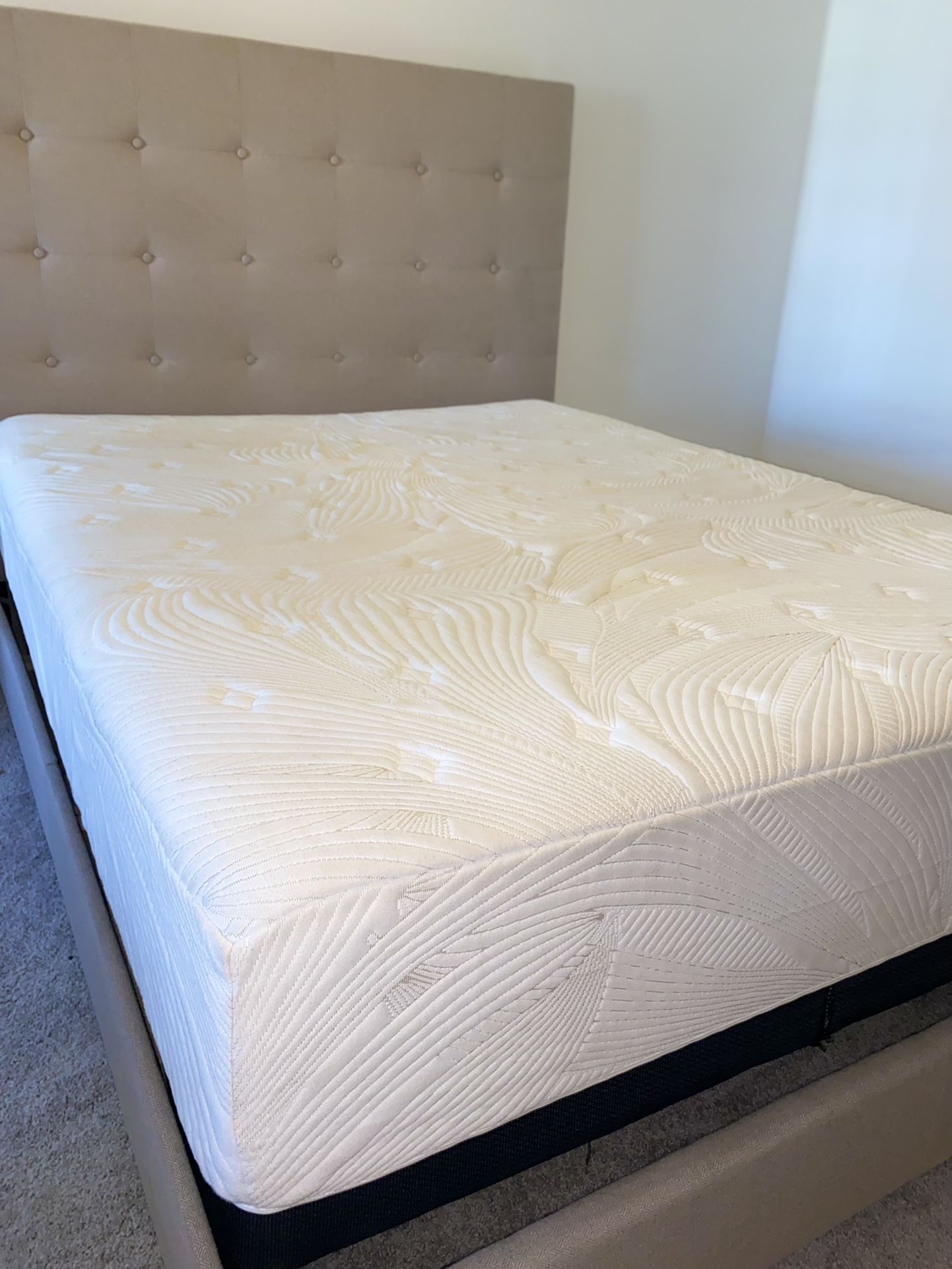 Queen mattress