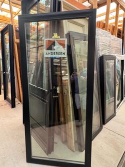 2-blackglasswindos