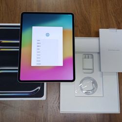 Apple iPad Pro 13-inch (M4) Ultra XDR Display Wifi 256GB Space Grey