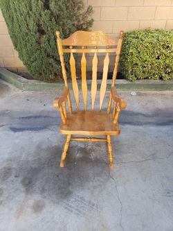Rocking chair