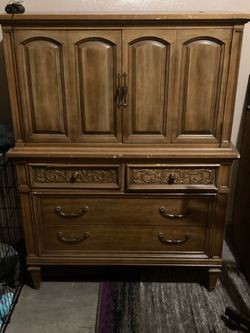 Solid oak dresser