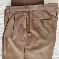 Professional-looking, Classic PERRY ELLIS PANTS - Never Worn, New