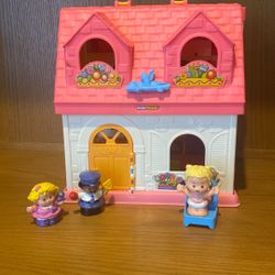 Fisher Price Little People House & 3 Figures