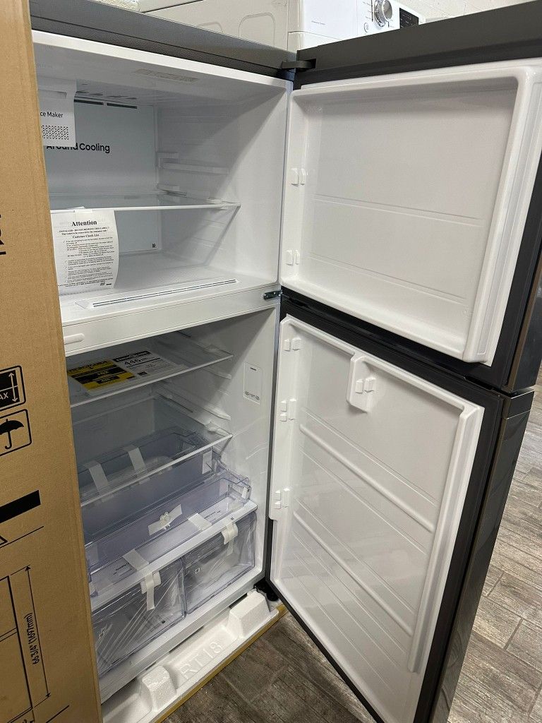 Samsung stainless steel top bottom fridge new with warranty