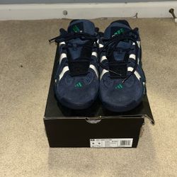 Hoop York City x adidas Crazy 8 Low 