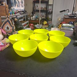 Set Of 8 Durable Plastic Bowls In Greenish Yellow-Hand Wash Only, No Microwave 5.75"W x 2.75"H