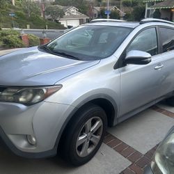 2013 Rav For parts 