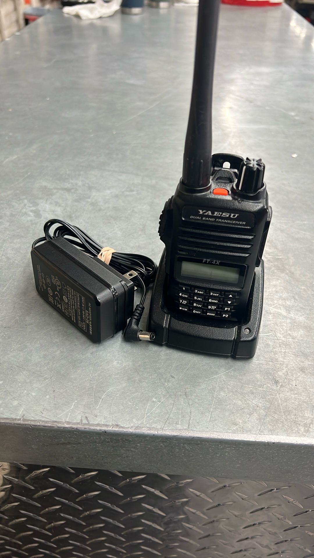 Yaesu FT-4X Dual Band Transceiver Walkie Talkie