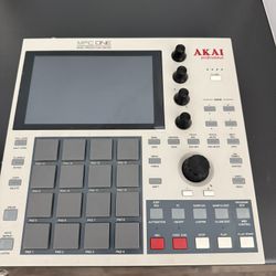 Akai MPC ONE Retro