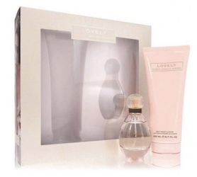 NEW Lovely By Sarah Jessica Parker Eau de Perfume and Soft Body Lotion Gift Set