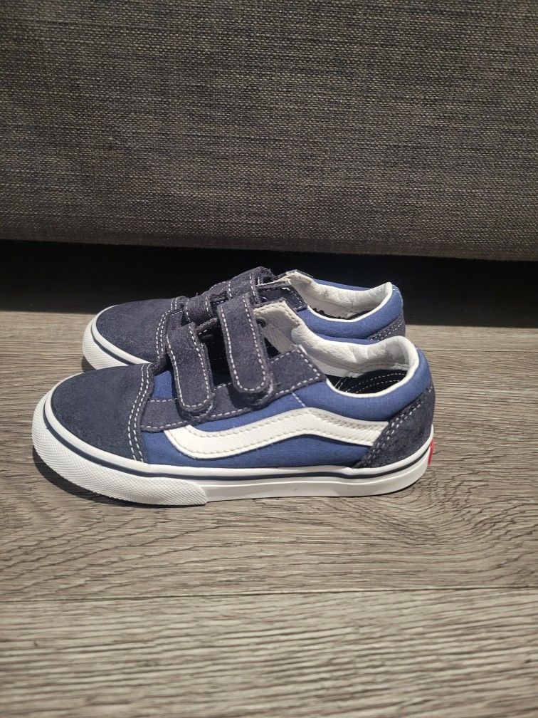 Toddler Shoes - Size 9