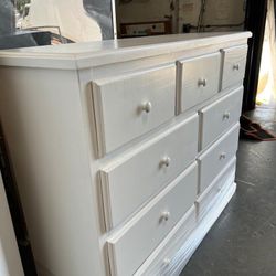 White Pinewood Dresser Assemble