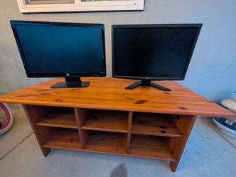 2 monitors