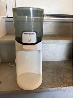 Baby Brezza Instant Water Warmer: Warms Evenly, Electric Bottle Heater, Indicator Lights