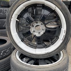 4 Wheels Inc 24x5.5 R24 Size Tire 295/35/R24
