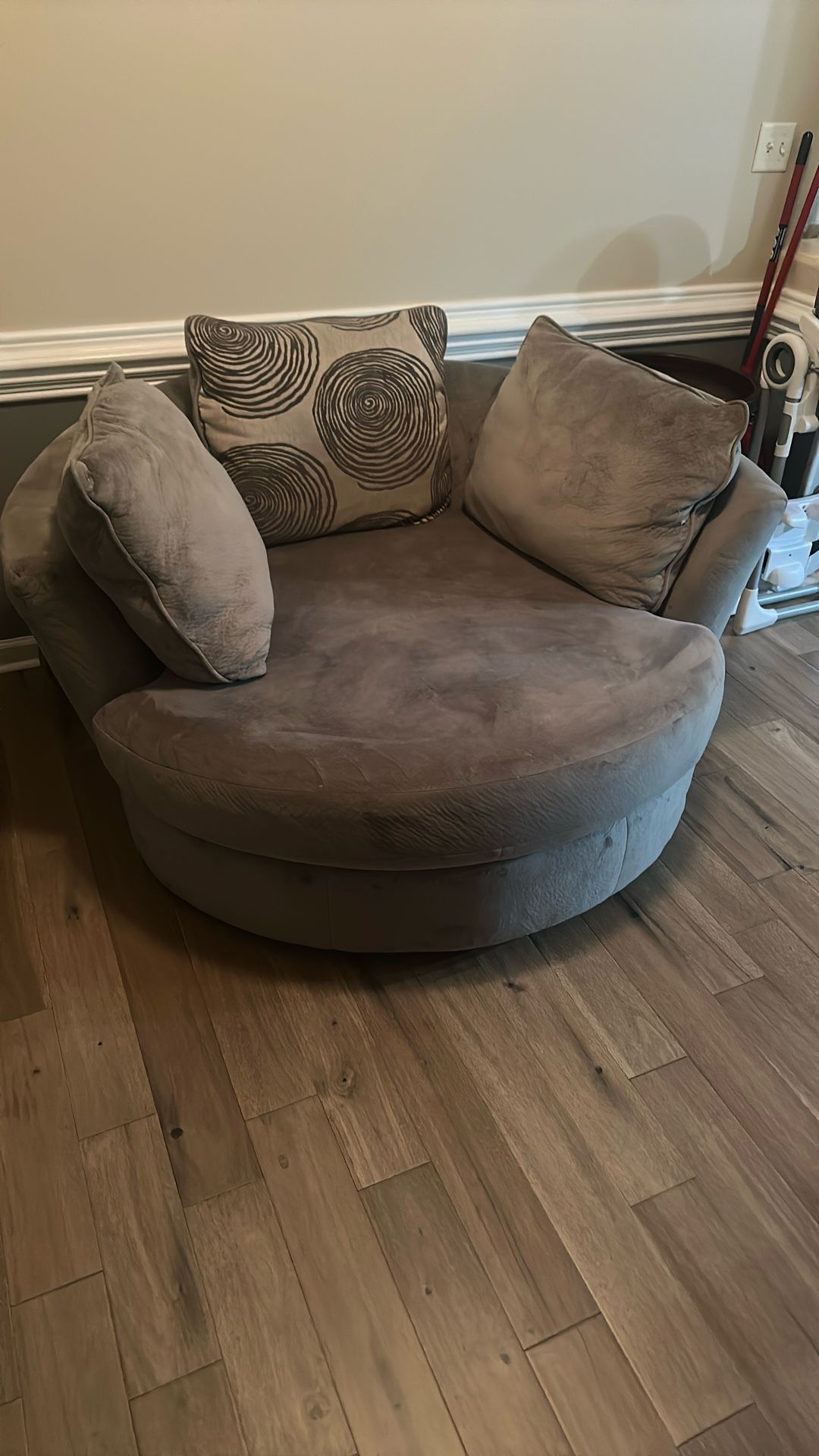 Swivel Chair In A half & Ottoman