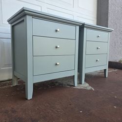 Set Of 2 Nightstands Freshly Refinished 