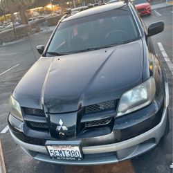 2003 Mitsubishi Autlander 