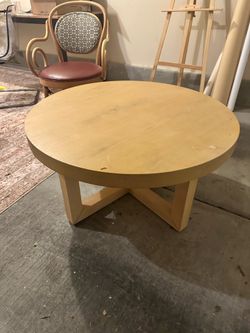 Light Wood Round Coffee Table