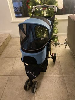 🎄NEW IN BOX🎄great X-mas Gift Pet Stroller-up To 55 Lbs.