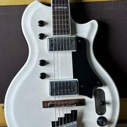 Supro Martinique Dual Tone Res-O Glass Vintage 1962 - White w HSC
