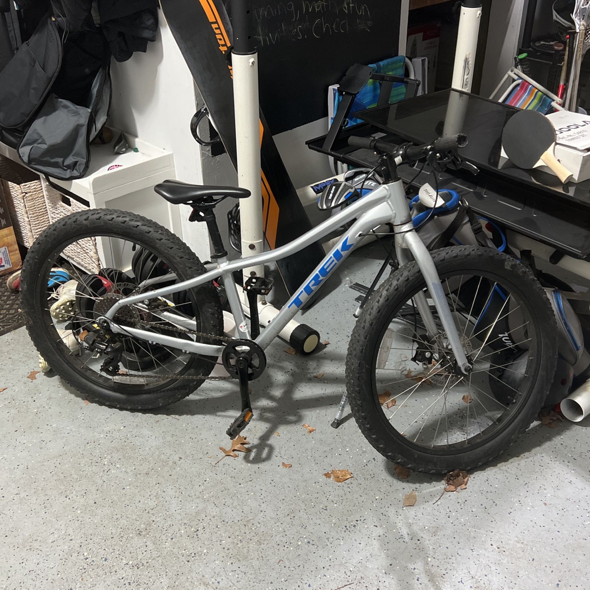 Trek Roscoe 24” Kids Bike