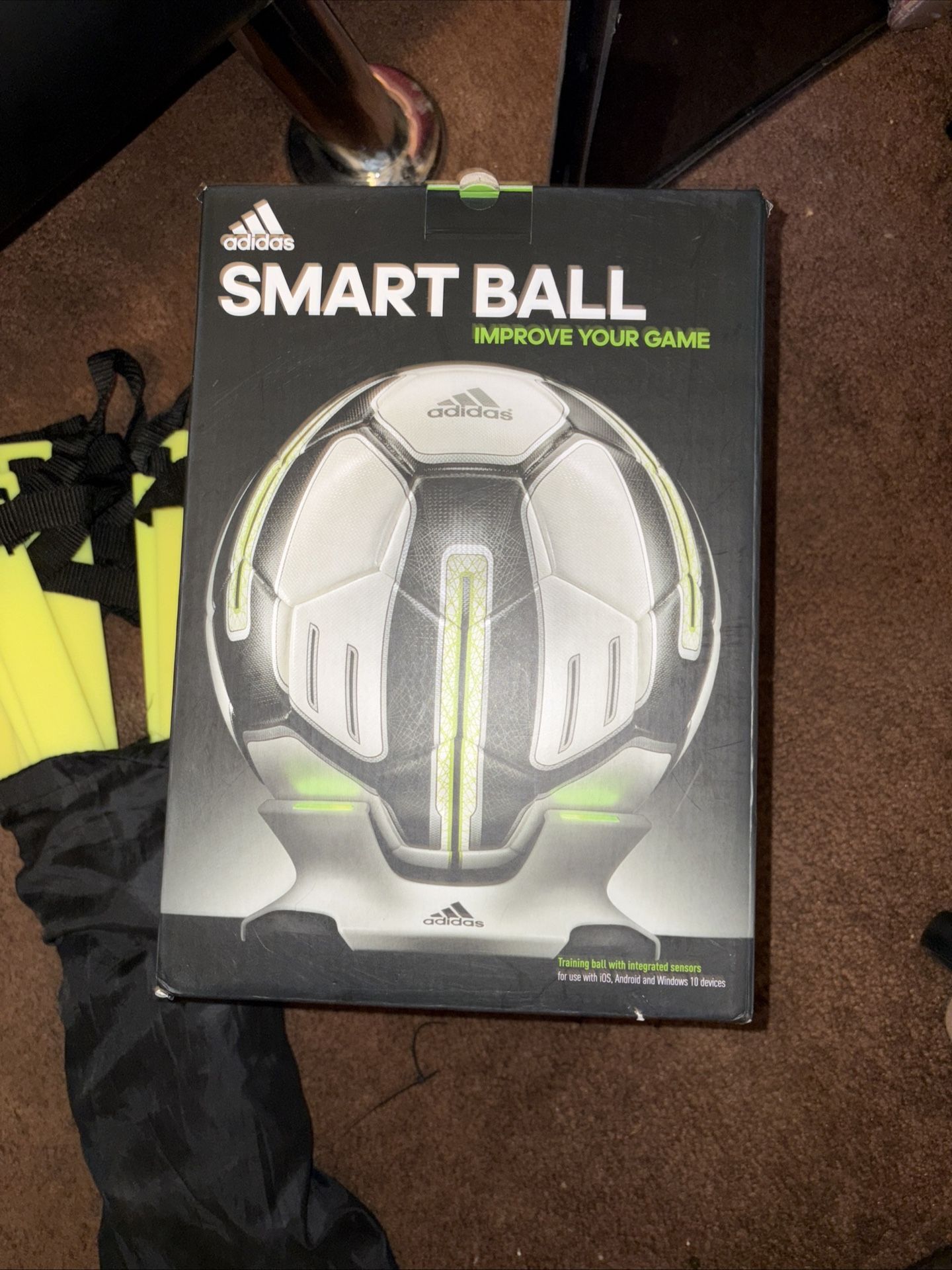 サッカーボール adidas smart ball Adidas miCoach Smart Ball G83963 Training Ball with