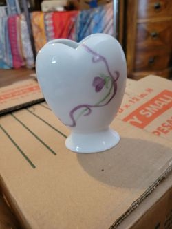 Heart ceramic vase