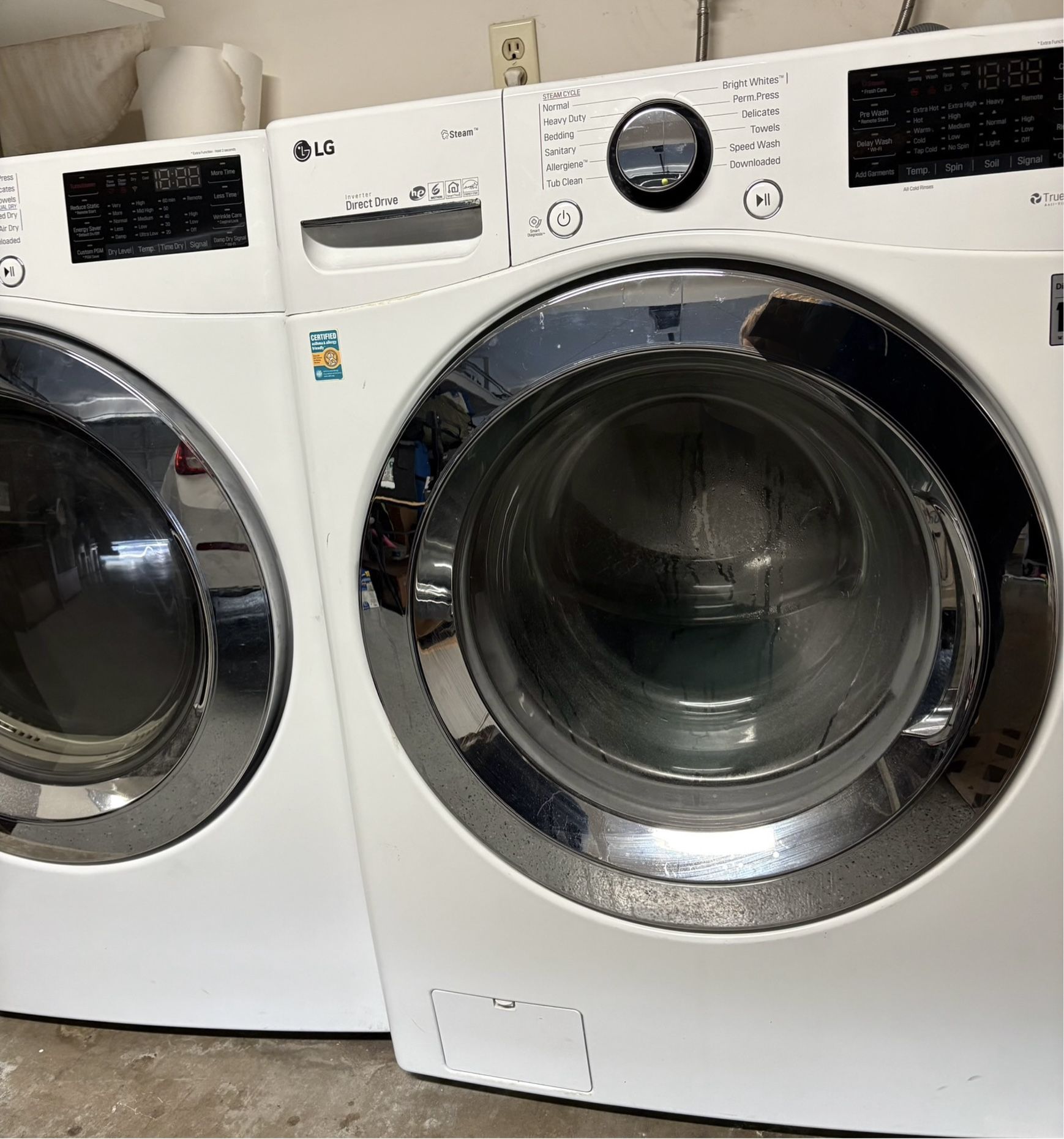 White LG Washer And dryer