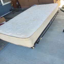 Twin Size Trundle With Mattress