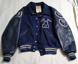 Vintage Blue 1976 De LONG Sportswear Varsity Letterman "T" SoccerJacket Size 42 Navy, Royal, & White