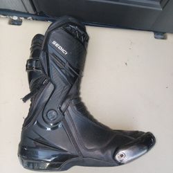 Sedici Chicane Boots